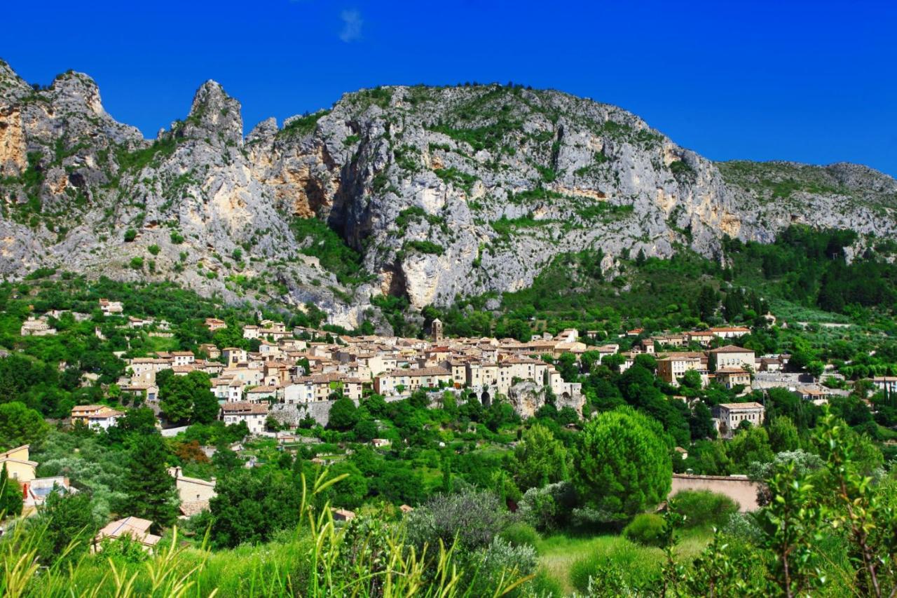 La Maison Des Collines Allemagne-en-Provence Exteriör bild